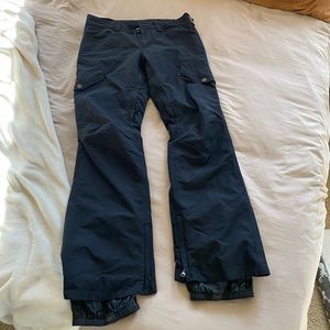 Size M Burton snowboarding pants